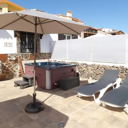 2 Jacuzzis,10 People,villa,nearby Beach,terrace *