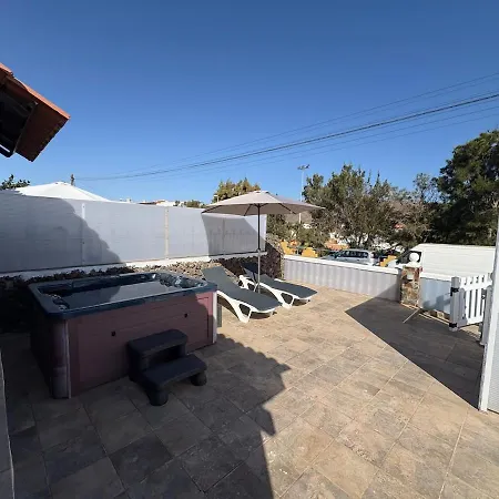 2 Jacuzzis,10 People,villa,nearby Beach,terrace Villa