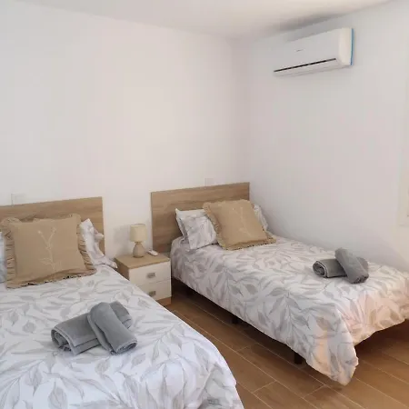 2 Jacuzzis,10 People,villa,nearby Beach,terrace タラハレホ