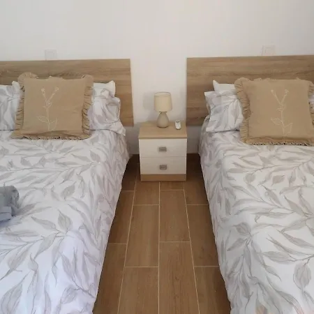 Villa 2 Jacuzzis,10 People,villa,nearby Beach,terrace Tarajalejo