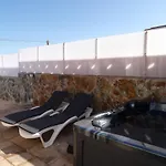 2 Jacuzzis,10 People,villa,nearby Beach,terrace