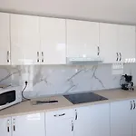 2 Jacuzzis,10 People,villa,nearby Beach,terrace Villa