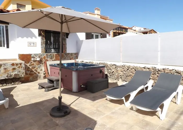 2 Jacuzzis,10 People,villa,nearby Beach,terrace *