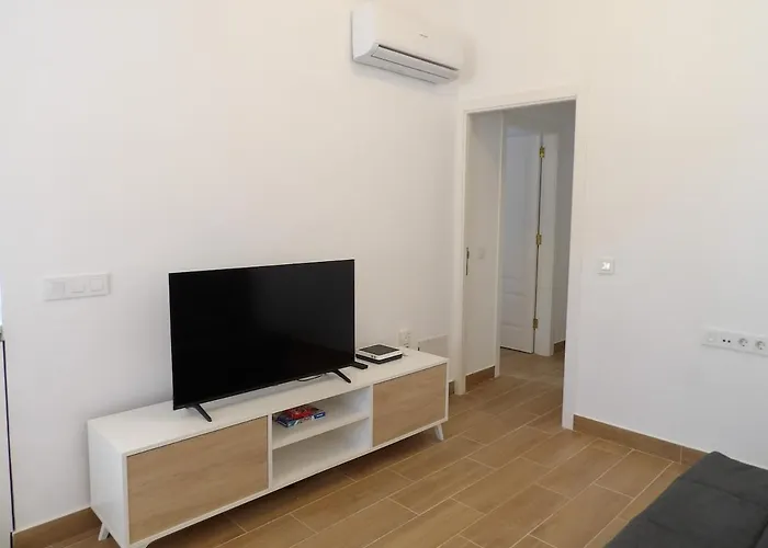 2 Jacuzzis,10 People,villa,nearby Beach,terrace